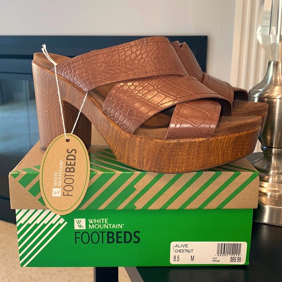 White Mountain Shoes - Sandals